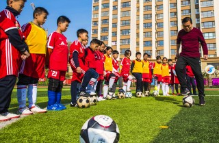 全民健身少年足球比赛(全民健身少年足球比赛在哪看)