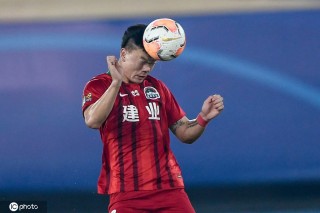 中超李俊(中超裁判李俊)