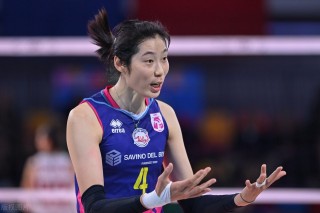 中国女排朱婷最新消息(中国女排朱婷最新消息朴)