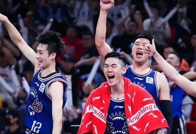 cba扩军至24支球队(cba2021年扩军22支球队)，CBA联赛迎来新变革，从扩军至扩军至CBA联盟将增至二十四支球队  第1张