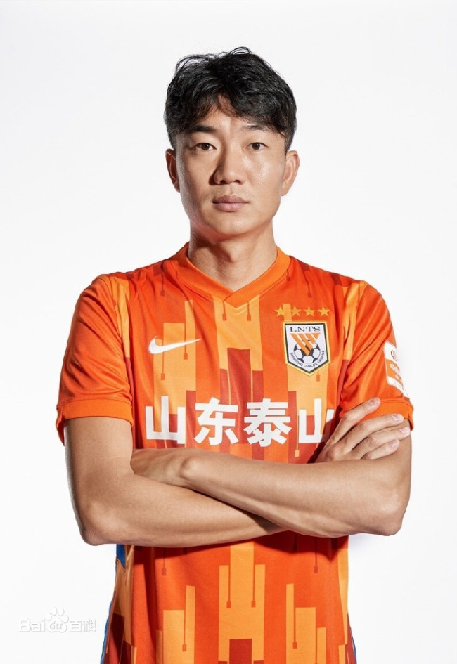 足球直播鲁能(鲁能直播比赛直播足球无插件)  第2张