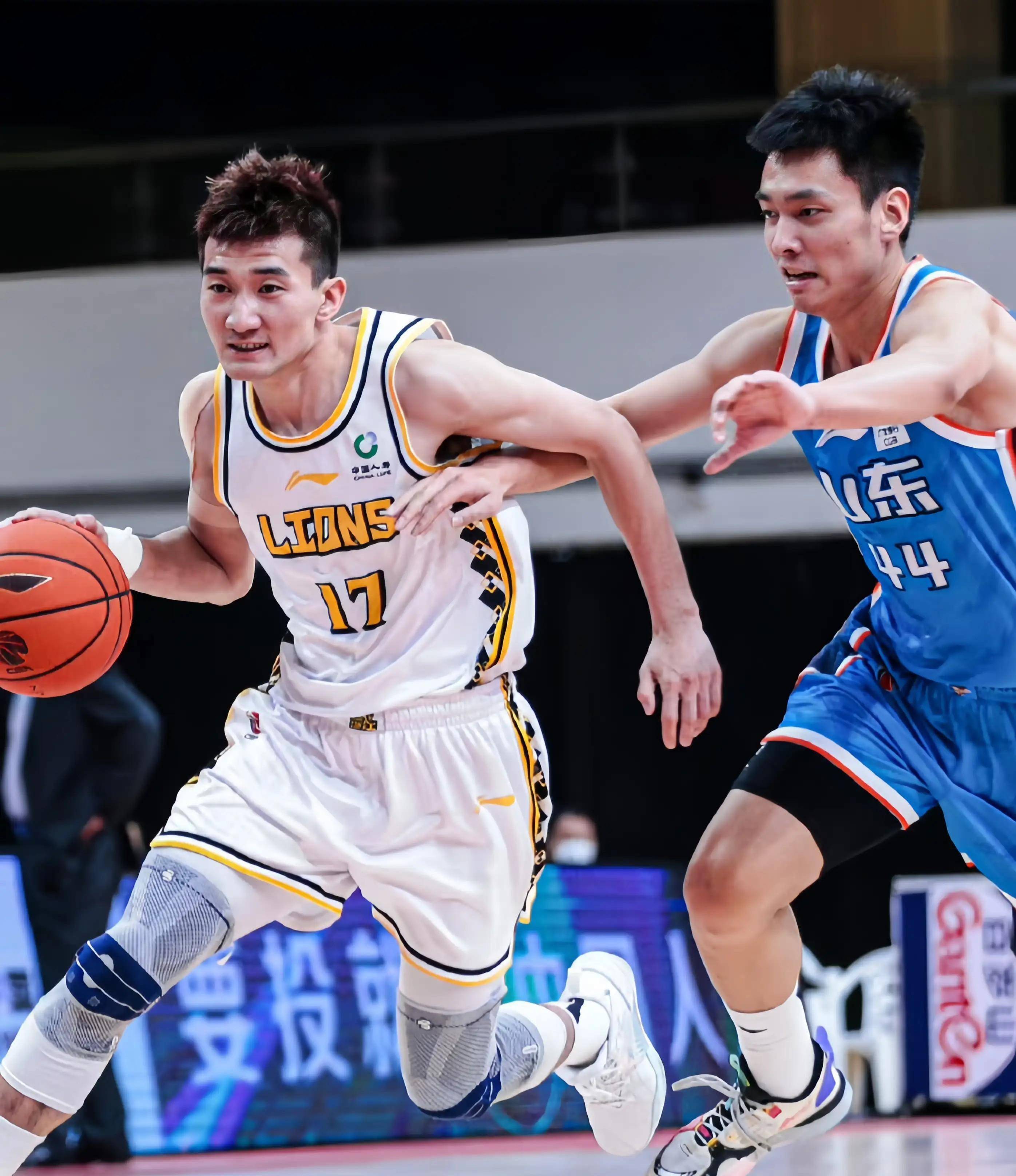 cba广东队今日最新消息(广东宏远今晚19点30直播)  第2张