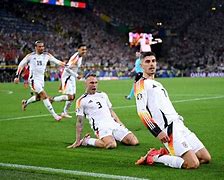 08年德国欧洲杯进球集锦(2008欧洲杯决赛绝杀德国的进球是以下哪位球员射入的?)  第2张